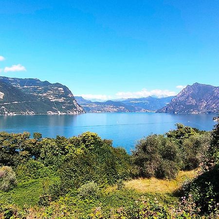 Stunning Apartment In Monte Isola With Kitchen 外观 照片